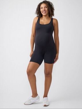 Ingrid & Isabel Everyday Maternity Shorts
Unitard - Black M jumpsuit